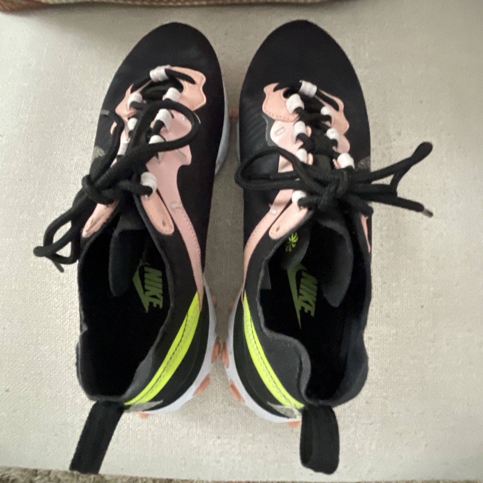 Nike CD6964-002 Women React Element 55 Shoes Sneakers Black Coral Size 8