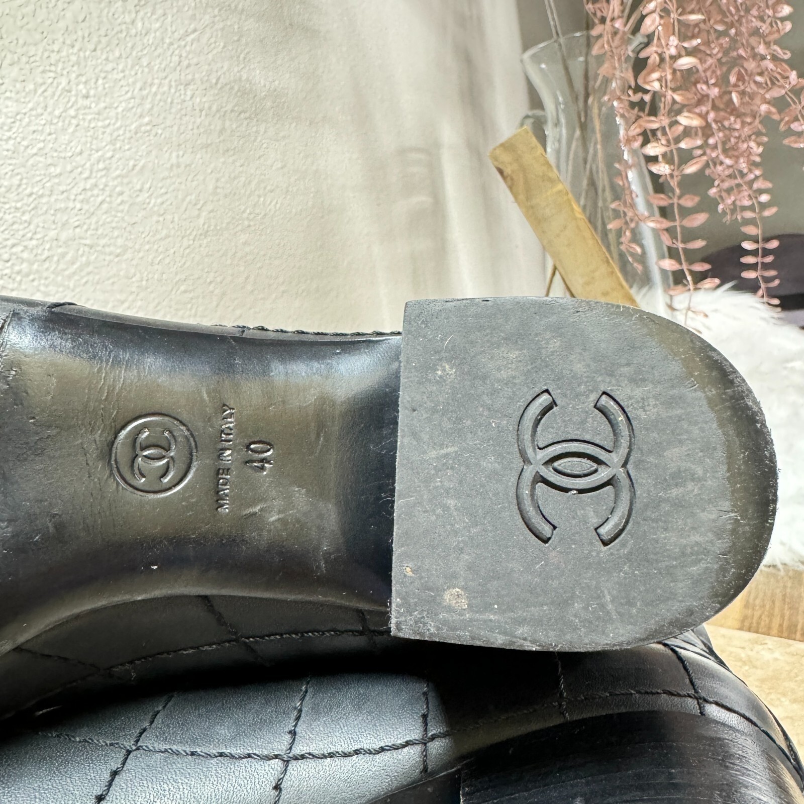 Chanel Boots Womens 8.5 Quilted Calfskin Leather Riding Knee High Quiet Luxury