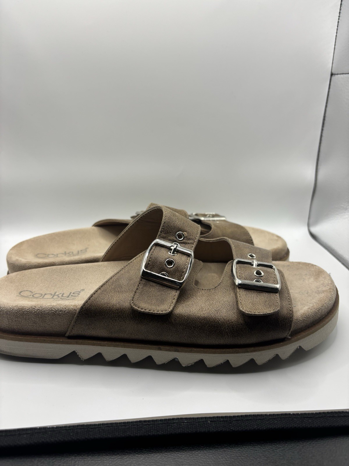 Corkys Size 10 Sandals
