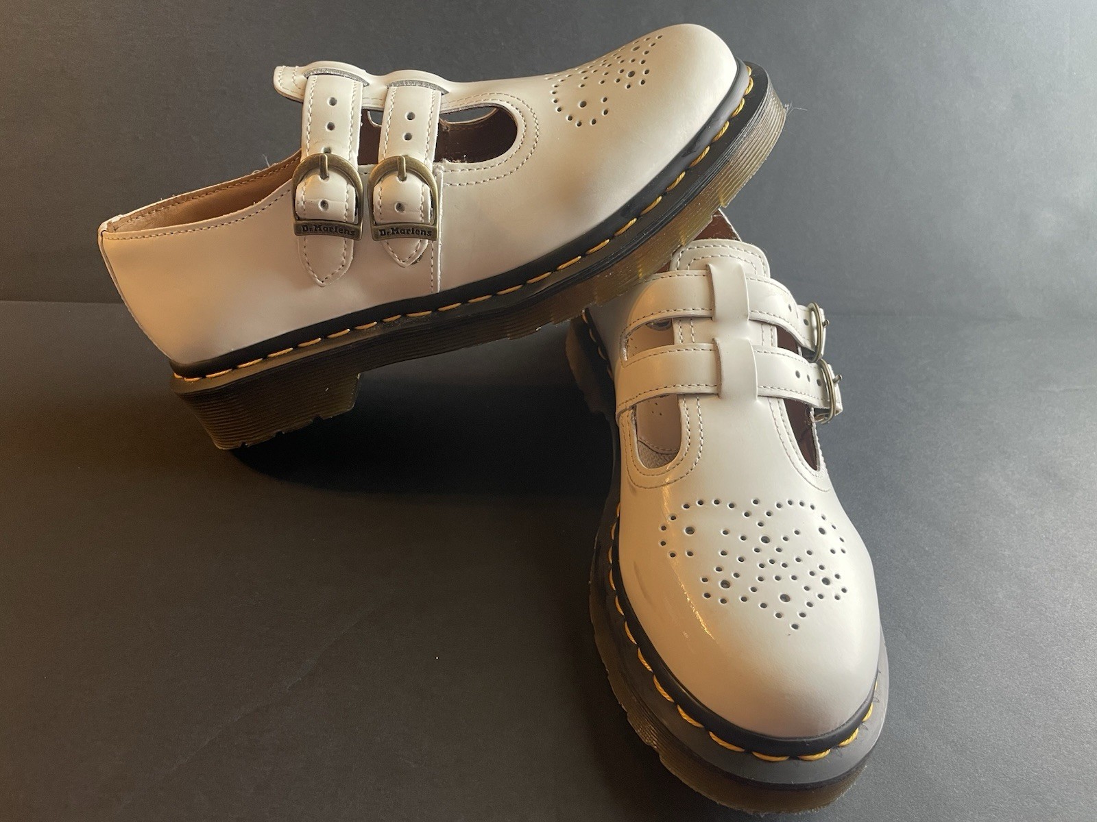 Dr. Martens 8065 Smooth Leather Mary Jane Shoes White Sz 7