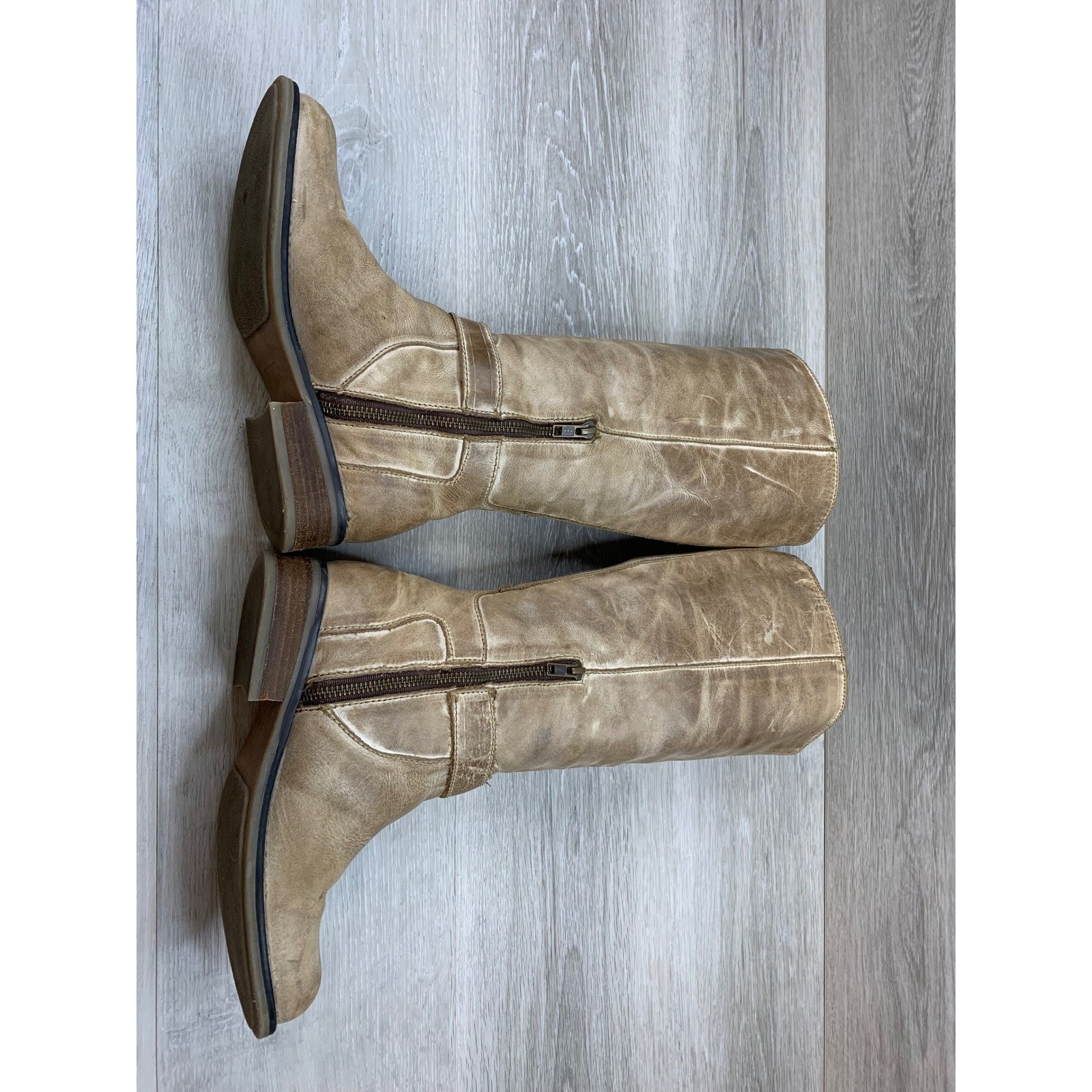 Corral Women’s Boots Western Distressed Tan Leather Tall 7 Harness Shoes