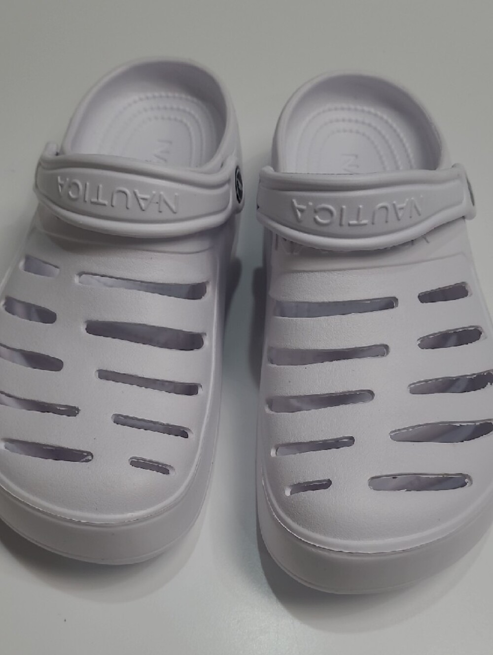 Nautica River Edge Unisex White Ventilated Water Clogs – Size 9-Women 7-Men