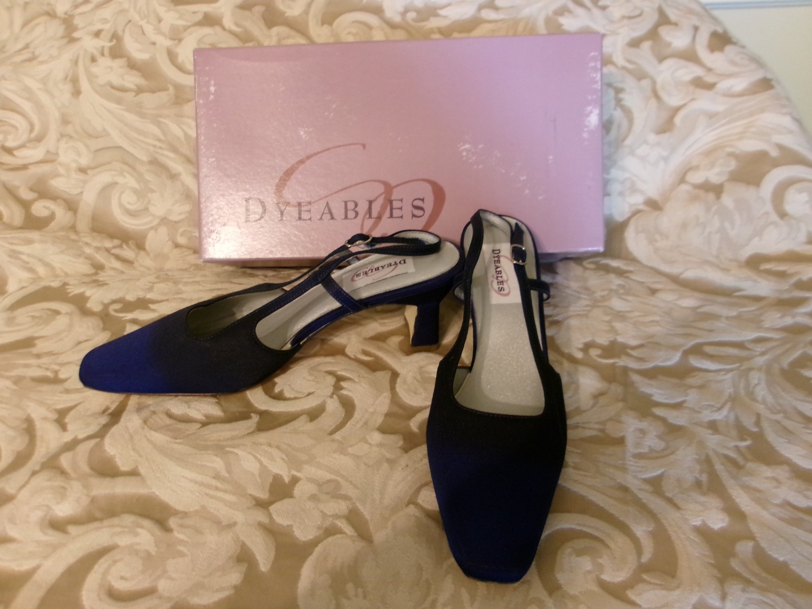 Dyeables Emerald Luxe B Two-Tone Blended Purple Heels Women’s Size 8 Vintage