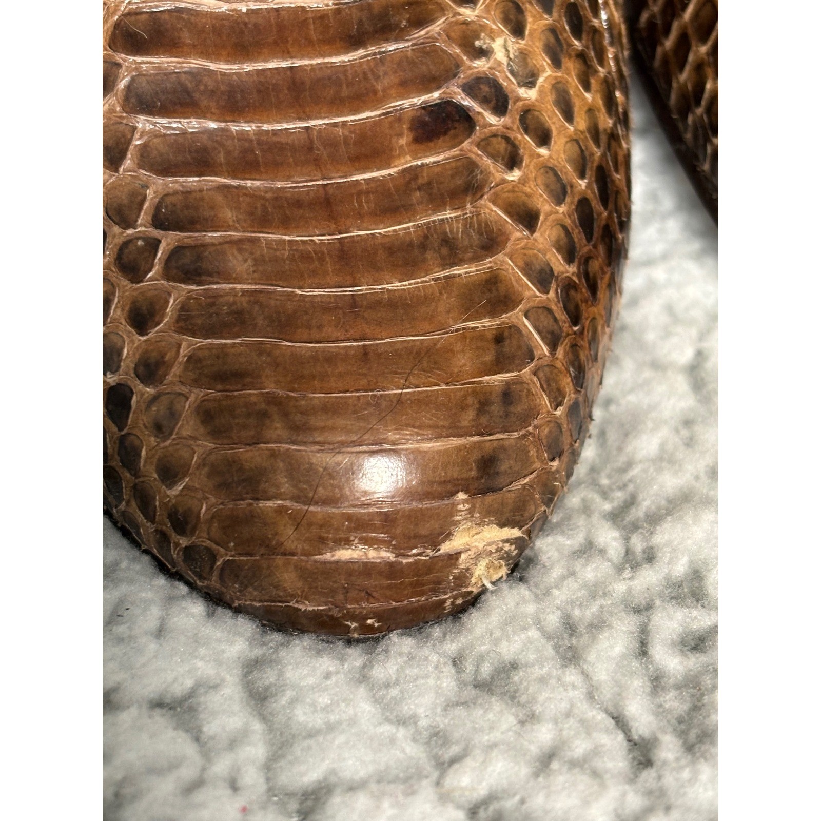 BCBGirls Calista Brown Snakeskin Embossed Leather Block Heel Pumps Size 8B 38