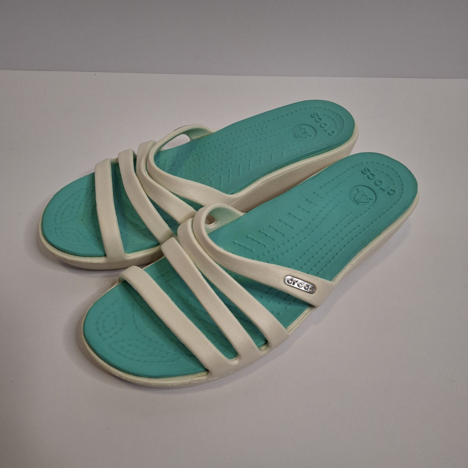 Crocs Rhonda Women’s Strappy Wedge Slip On Sandals Size 8 White Teal Green 14706