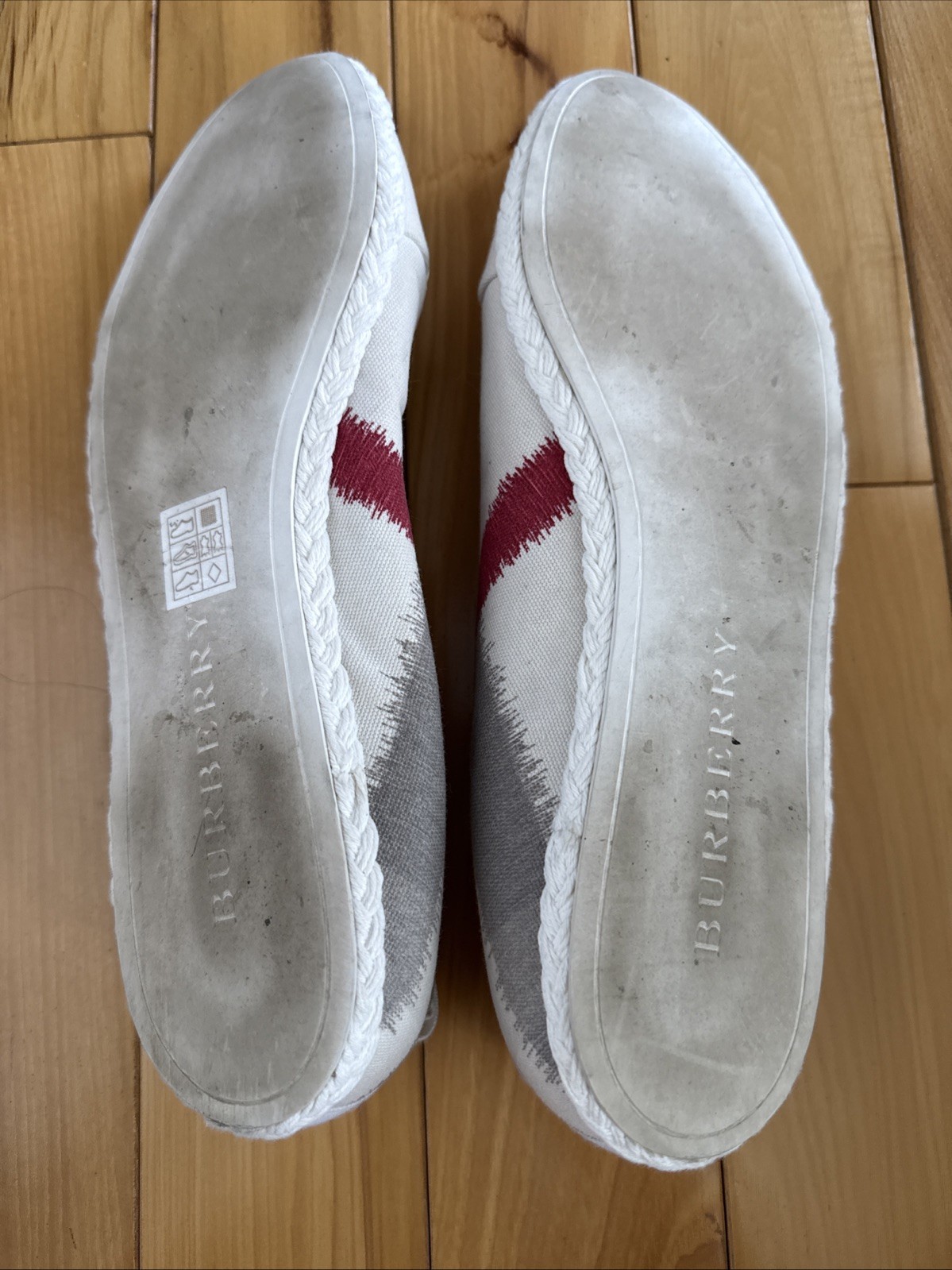 BURBERRY Nova Check Espadrille Flats Slip On Women’s Size 41 Multi