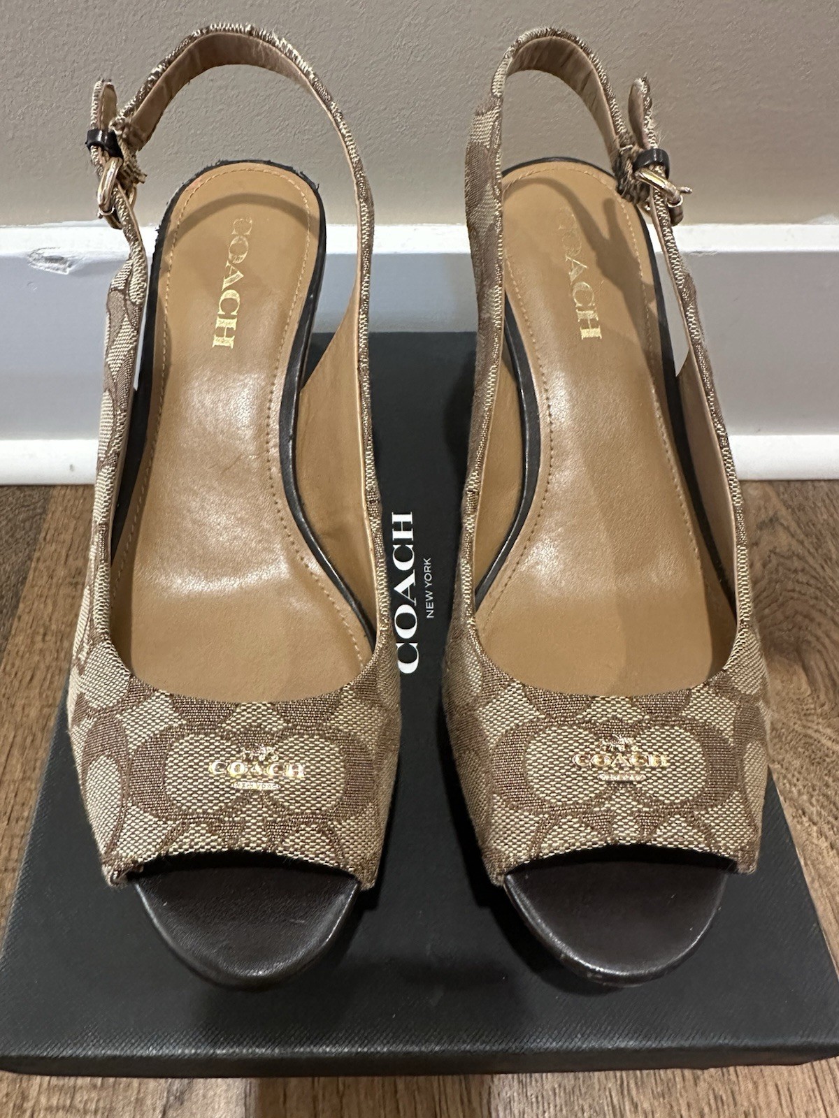 Coach Signature Jacquard Slingback Wedge Sandals Buckle Logo Khaki/Chestnut 9.5M