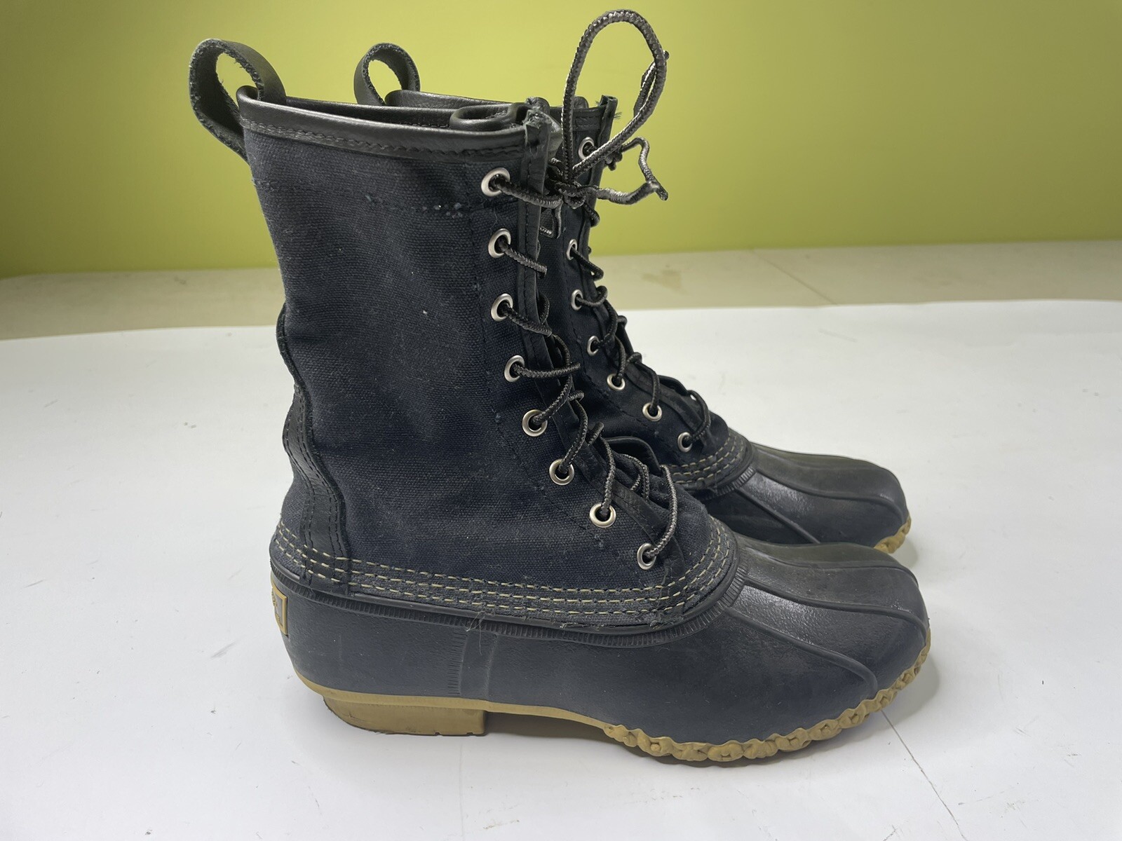 LL Bean Signature Waxed Canvas Maine Hunting Shoe Duck Boots Womens Size 8M USA
