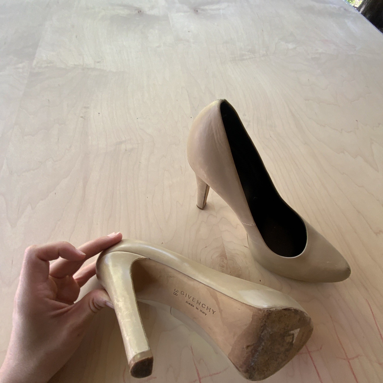 Givenchy Beige Leather Almond Toe Stiletto Pumps Slip-On Logo Womens US 8