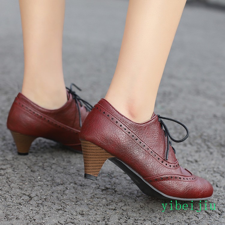 Spring Women’s Low Kitten Heel Wing Tip Lace Up Brogue Shoes Vintage Plus Size