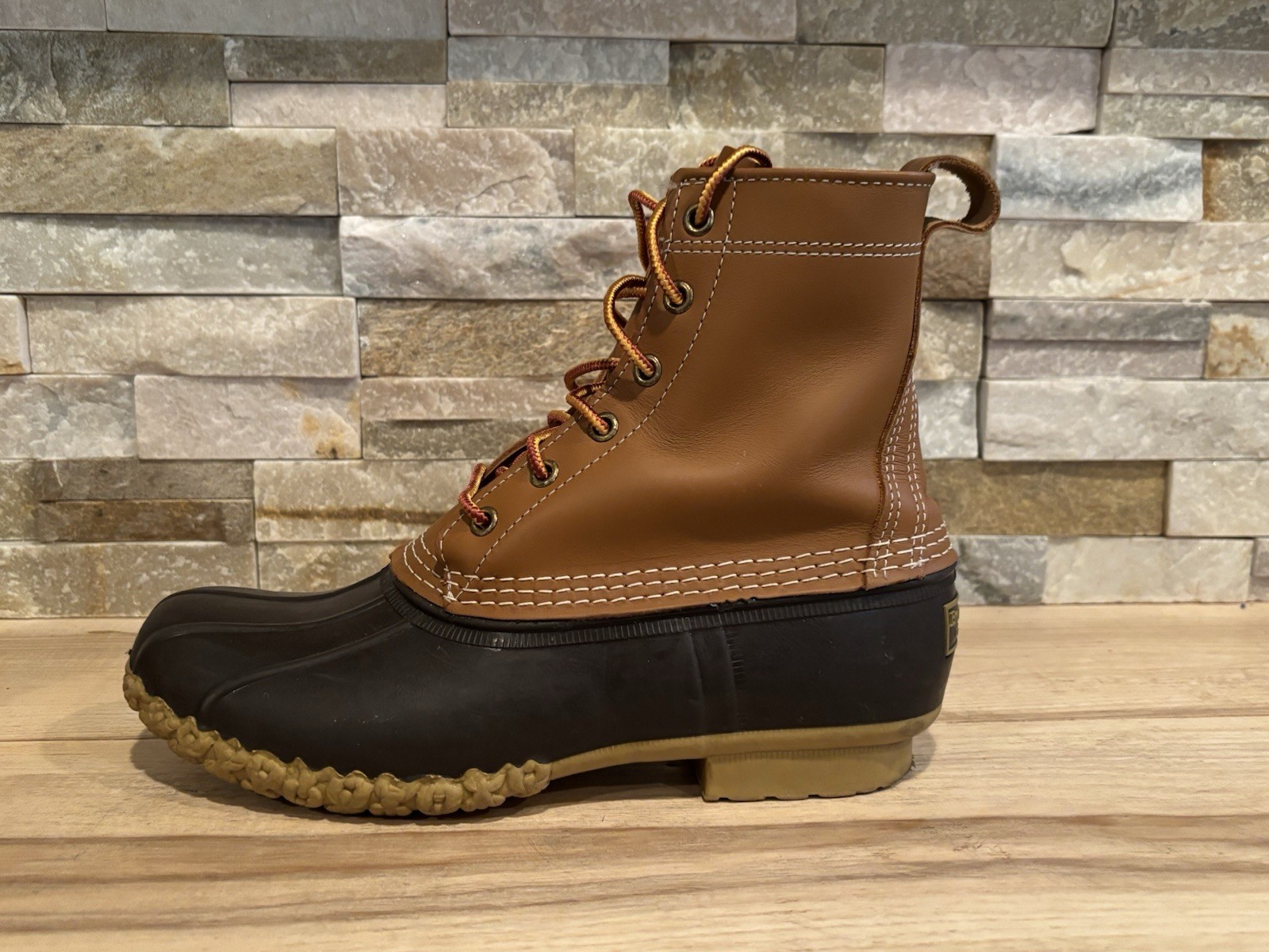LL BEAN Boot Women’s Waterproof Duck Size 9 Brown 8″ Leather USA Made Nice Con