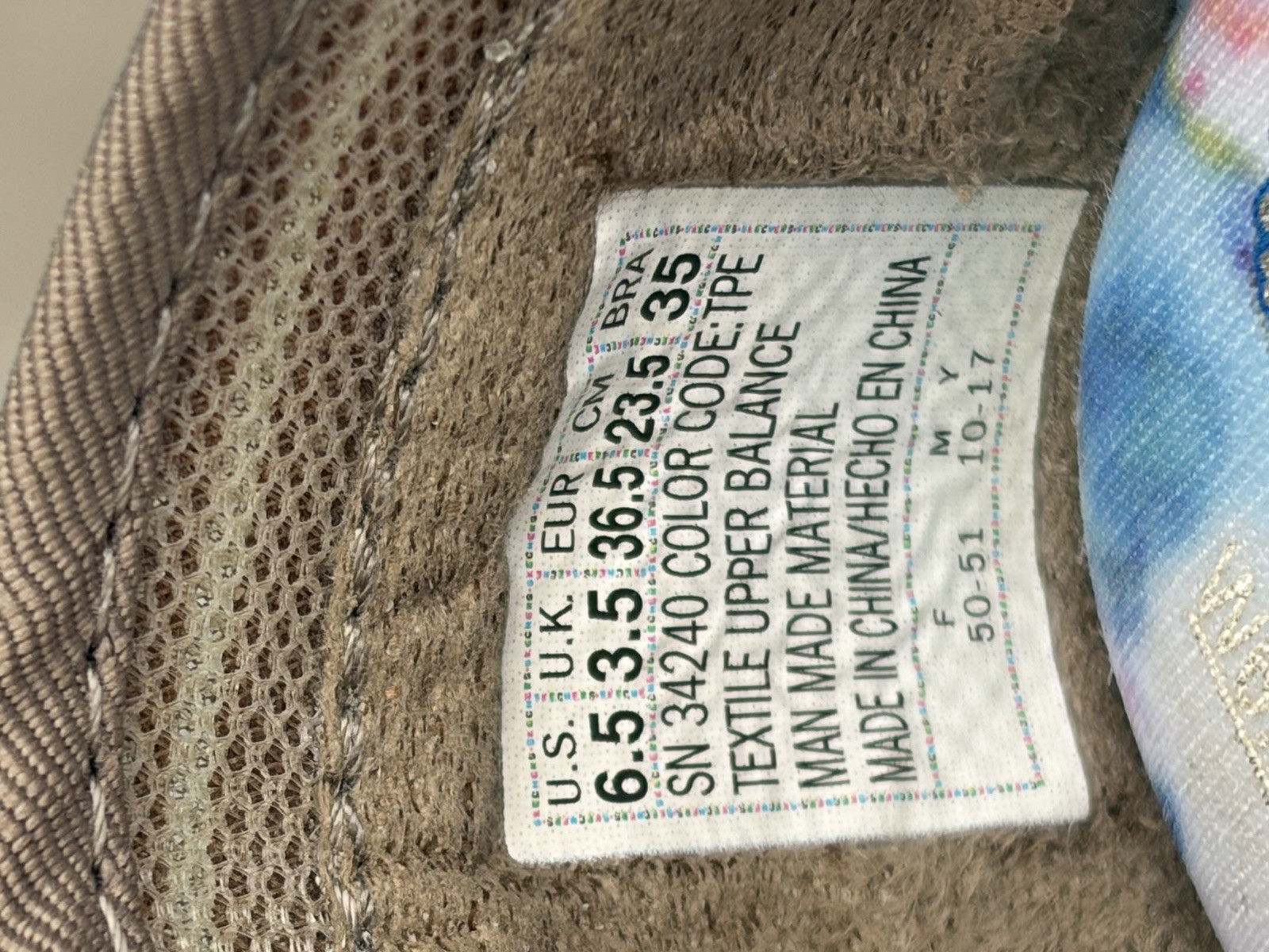 BOBS from Skechers Memory Foam Beige Slip-On Flats Striped Women’s 6.5