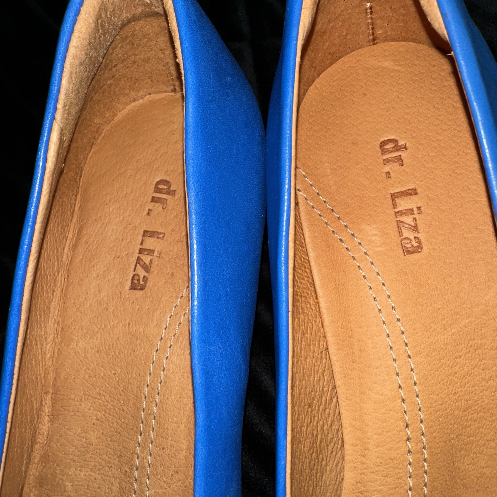 Dr Liza Blue Med Heel Shoes 8M Made In Brazil NWOB