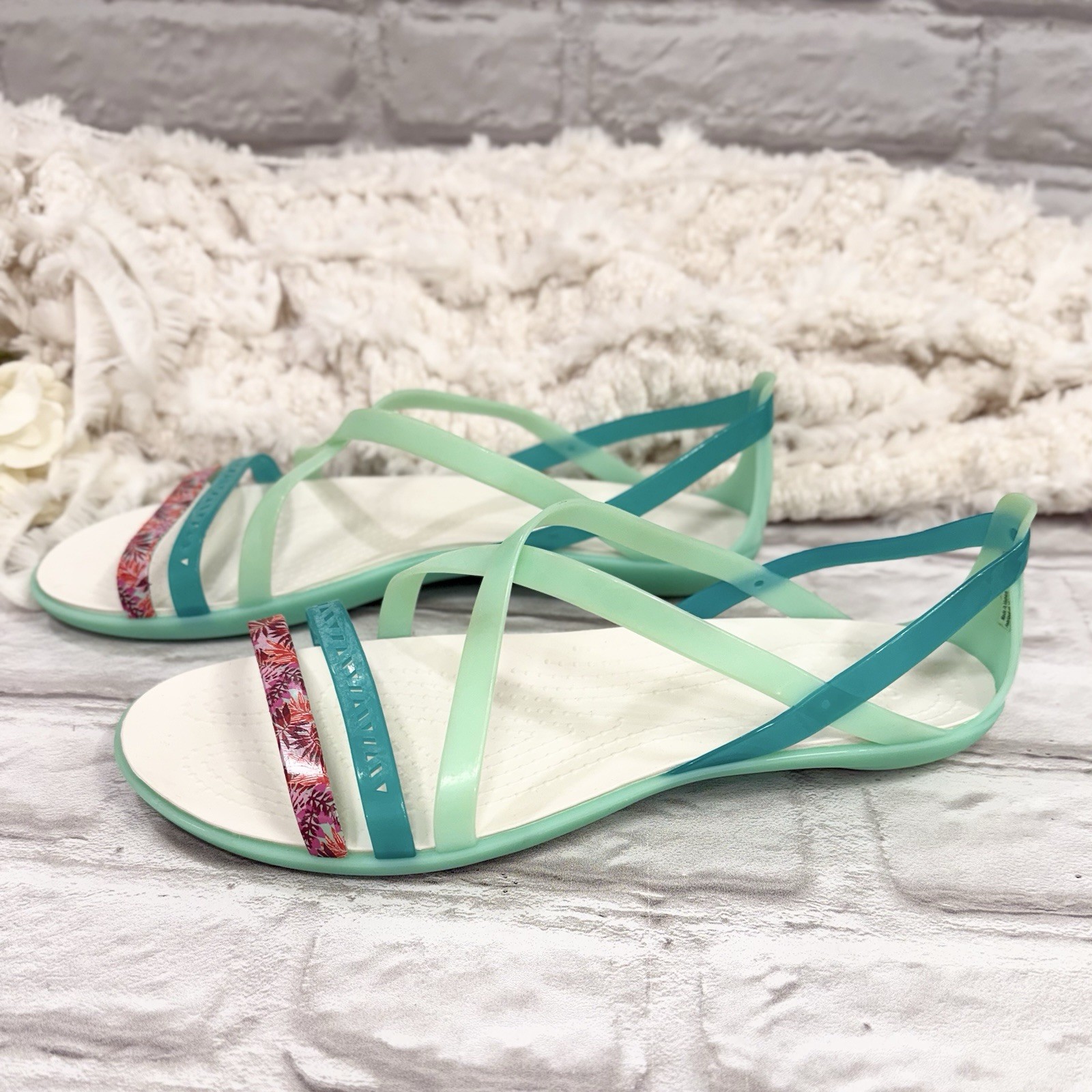 Crocs Isabella Iconic Jelly Strappy Sandals Flats Womens 11W Leaf Print Green