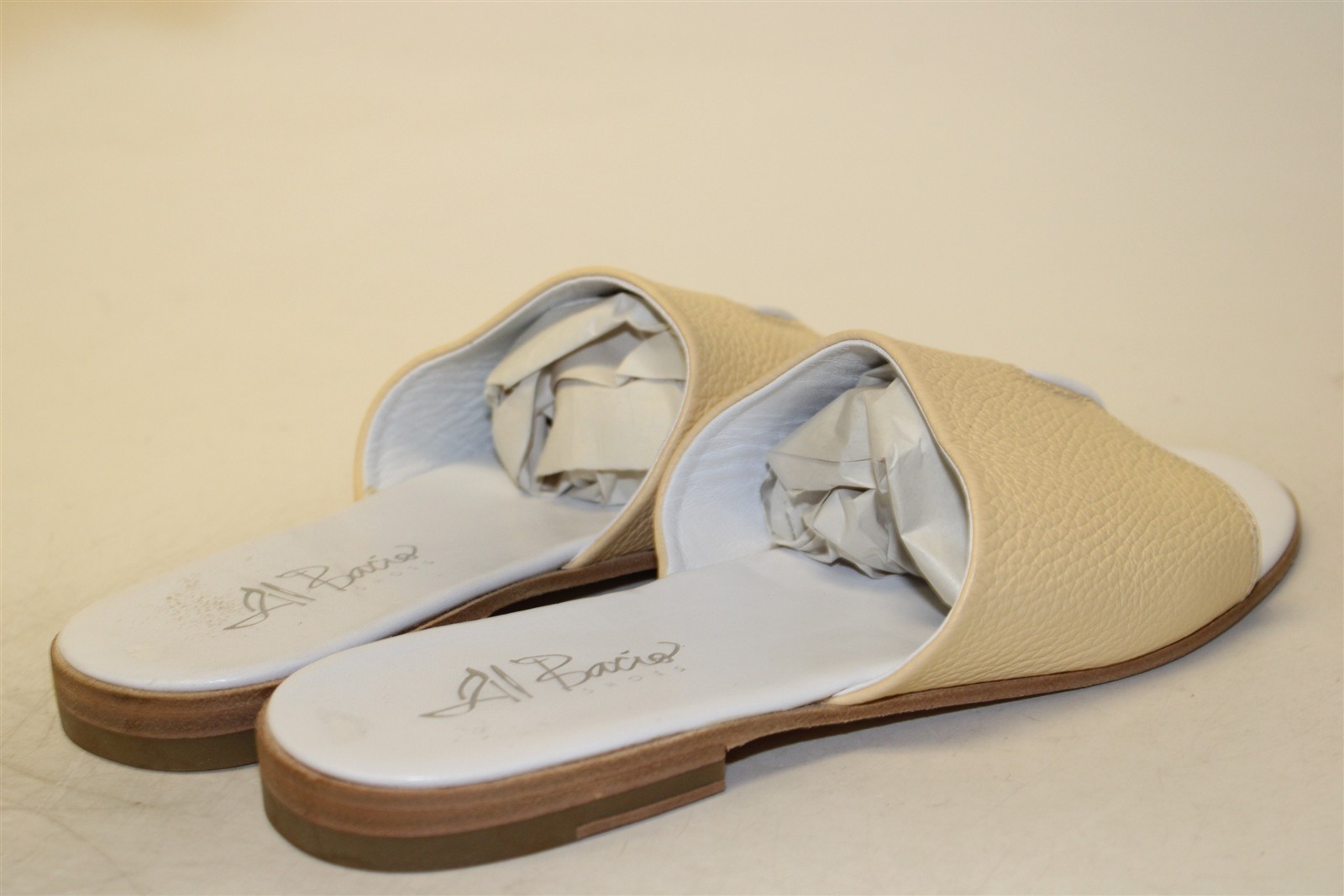 Al Bacio Buttercream Leather Toe Post Slides Italy Made Womens 9 39 Shoes D057