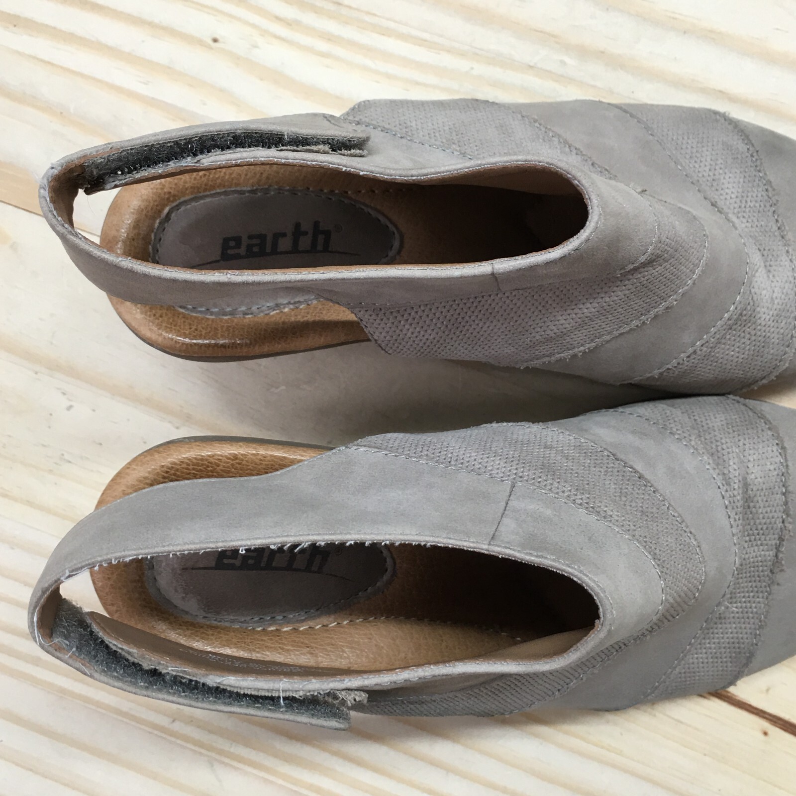 Earth Ankle Booties Womens 5B Gray Coriander Peep Toe Slip On Casual Leather