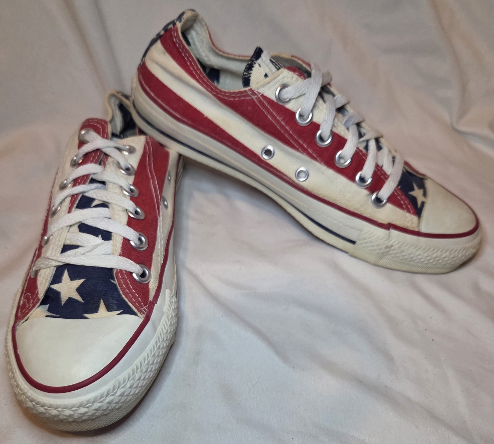 80’s USA Converse All Star Sneakers Women’s Size 7.5 American Flag Canvas Lowtop