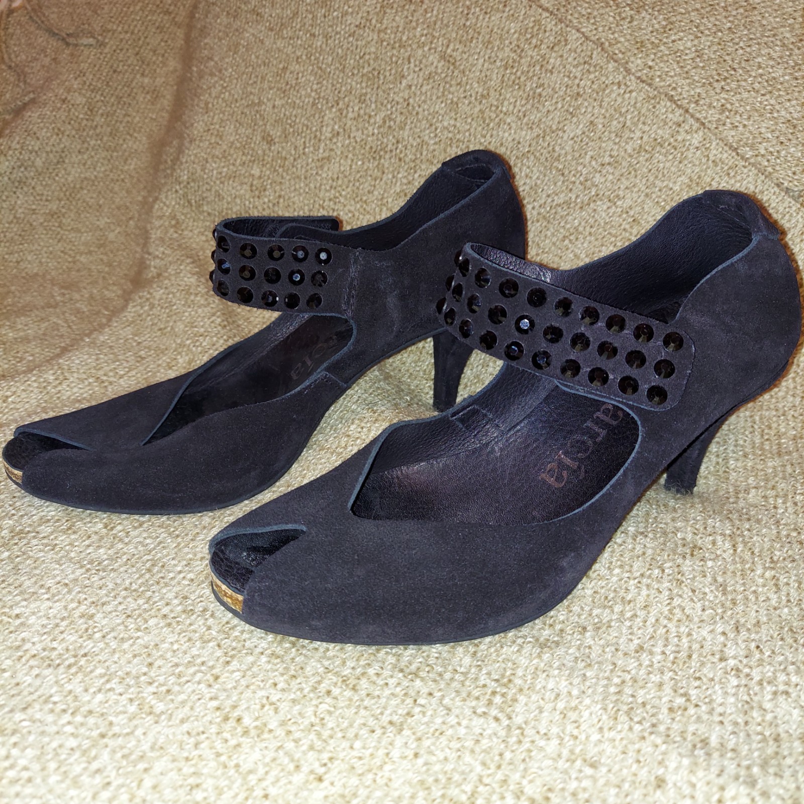 Pedro Garcia Women’s EU 37.5 Peep Toe Black Suede Heels Studded Strap