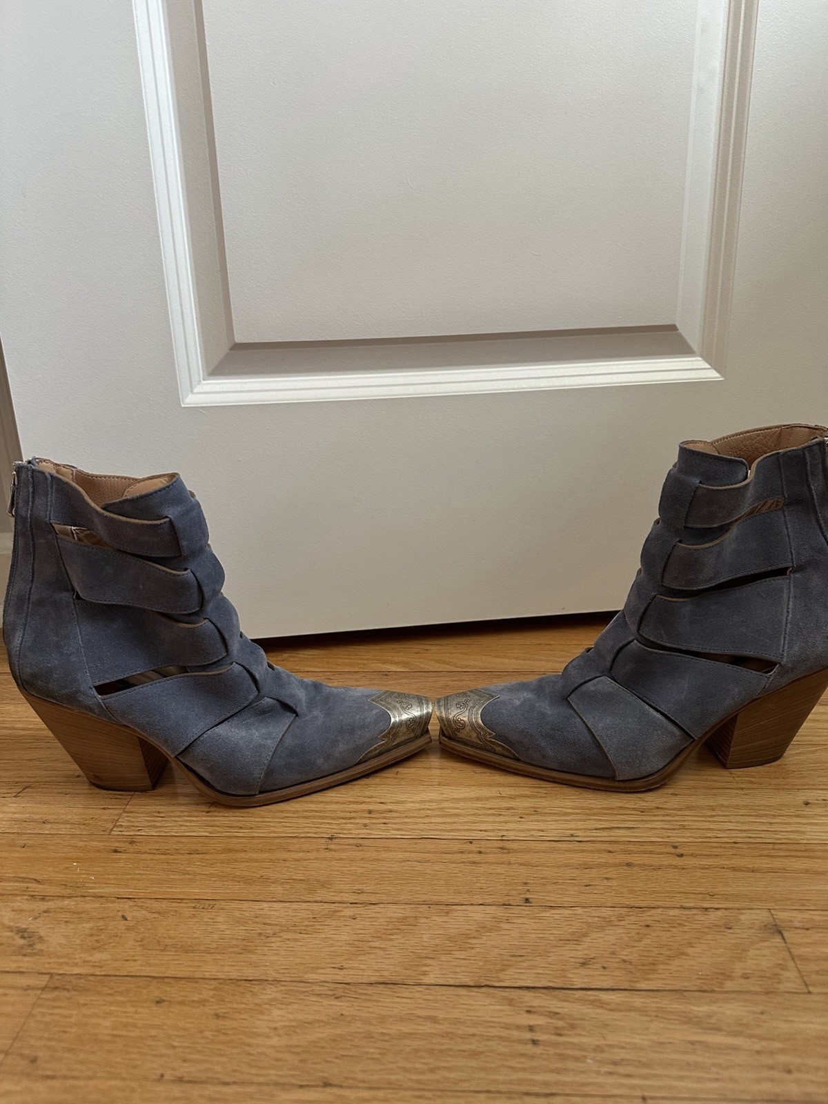 Free People Brayden Western Blue Suede Cutout Heeled Ankle Boots EUC Size 10
