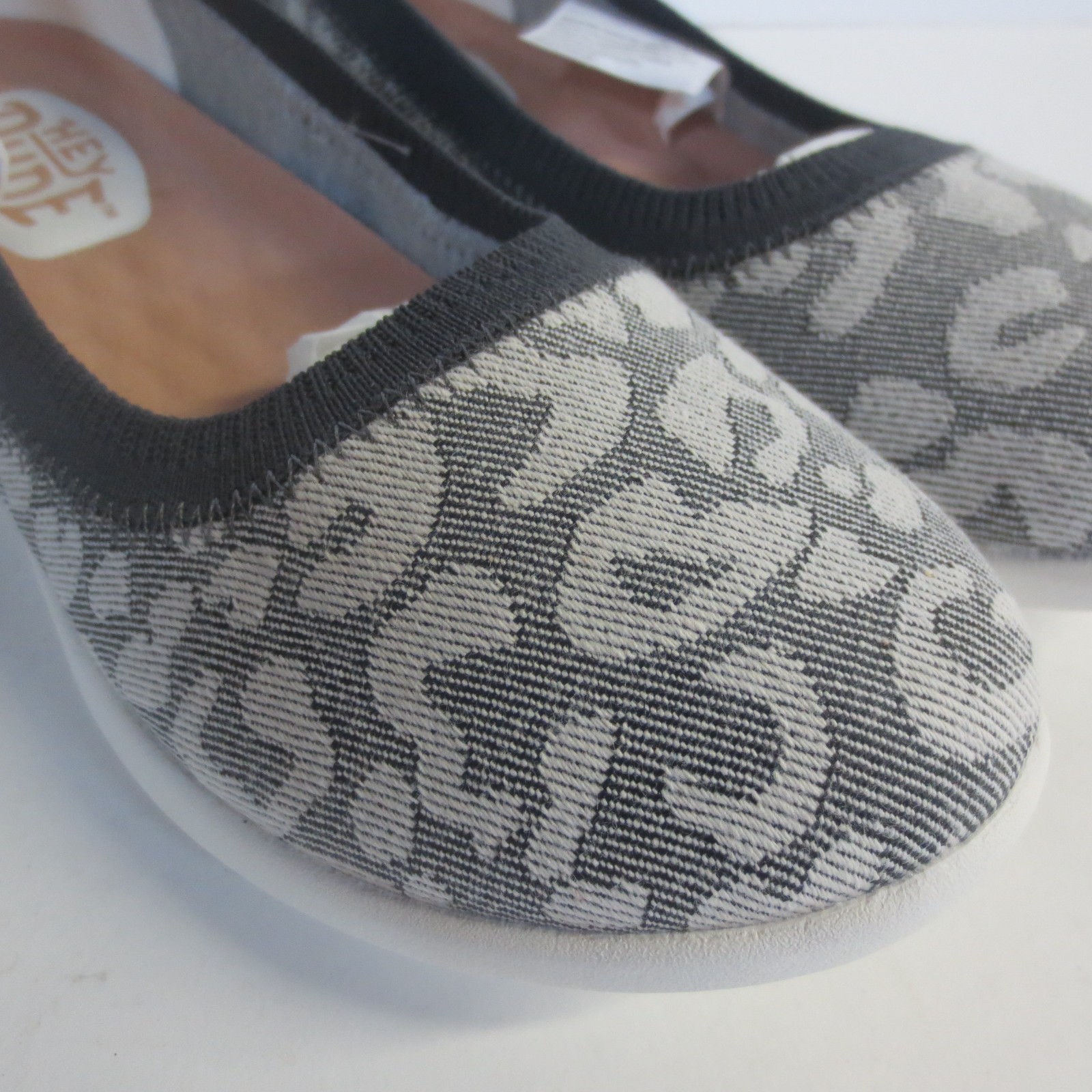 HEYDUDE Womens Savannah Slip Classic Shoes – Leopard