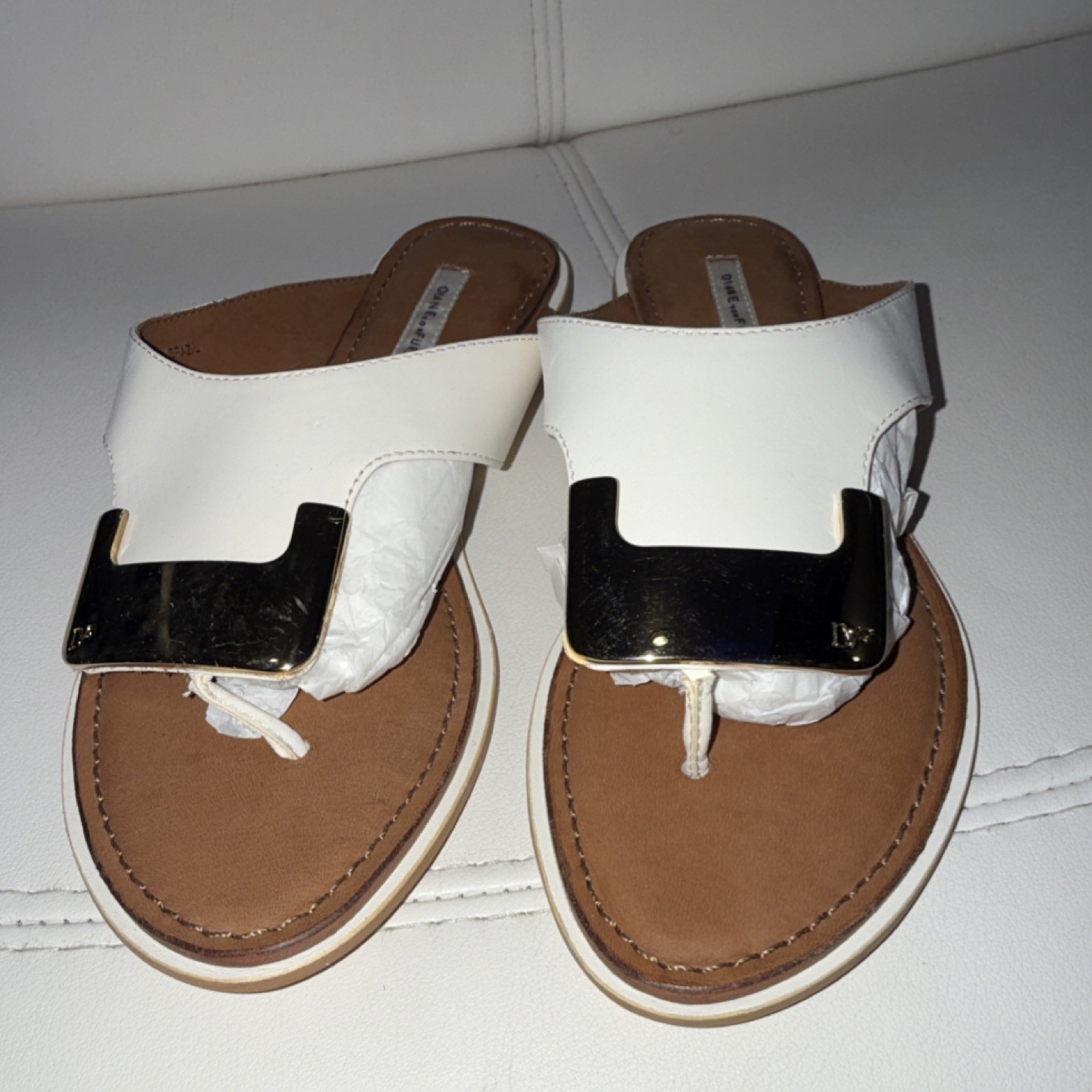 Diane von Furstenberg White Brown Gold Thong Slip On Flat Buckle Sandals 7