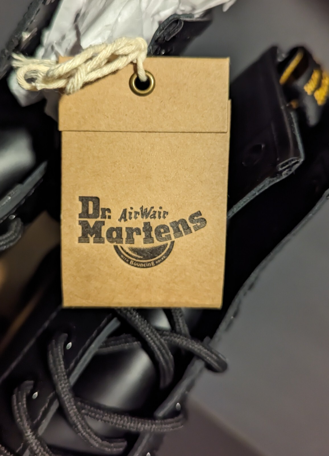 Dr. Martens Women’s 1460 8 Eye Leather Boots 11821006 BLACK SMOOTH Size 7 – NIB