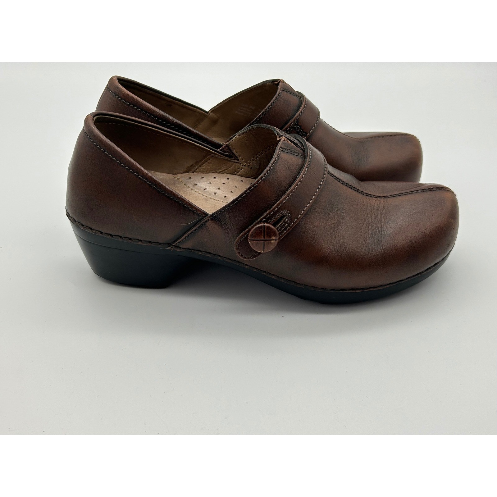 Dansko Shoe Leather Clog Women Solstice Brown 7 slip on leather casual workwear