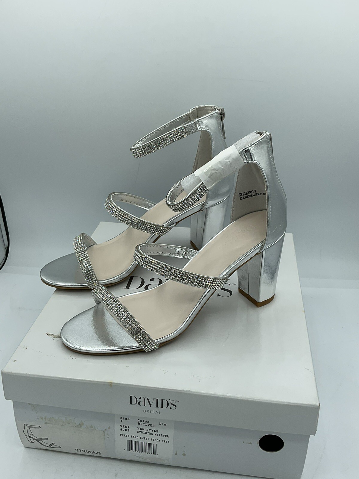 David’s Bridal Women’s Dress Shoes – Silver – Size 7 Prom/Homecoming/Wedding