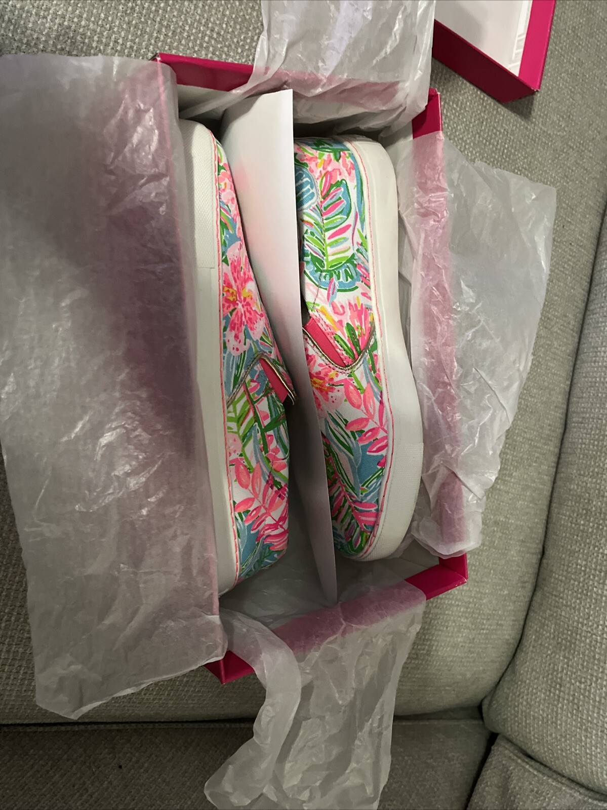 LILLY PULITZER Julie Sneakers Canvas Slip Ons Pop Up Lilly Of Jungle Size 10 EUC