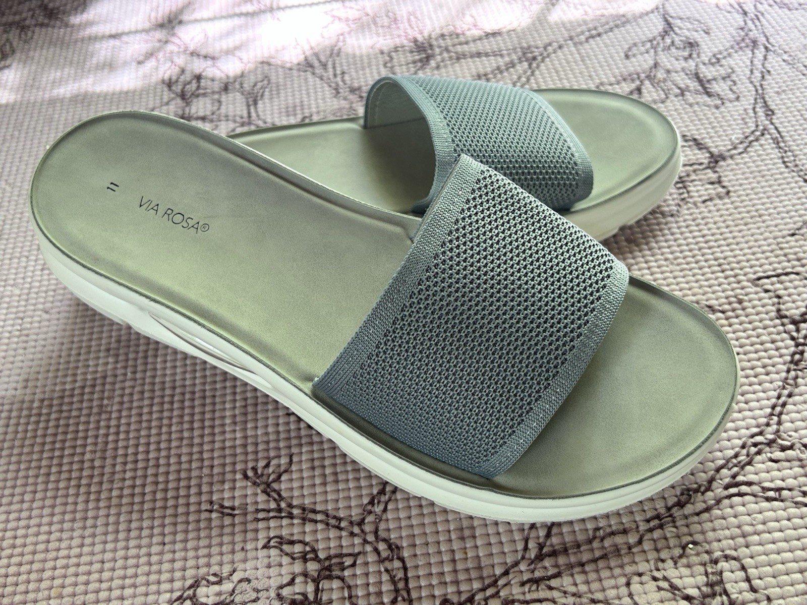 New Via Rosa Women’s 11 Slides Slip On Flip Flops Air Cushion Sole Minimalist