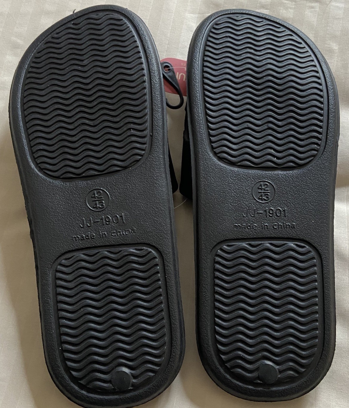 NWT Women’s JUNCTURE Black Rubber Pool Slide/Mule Sandals – Size XL 11/12