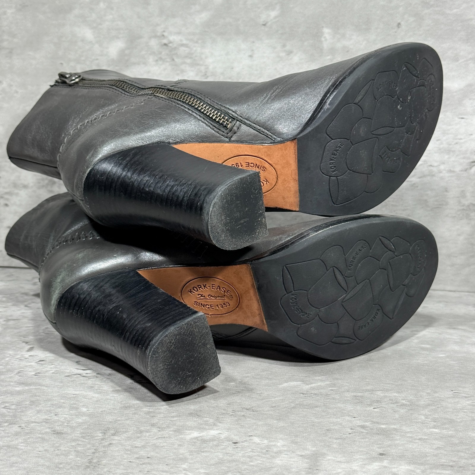 Kork-Ease Vallery Stitched Leather Heeled Gray Ankle Boots Side Zip Women’s 8