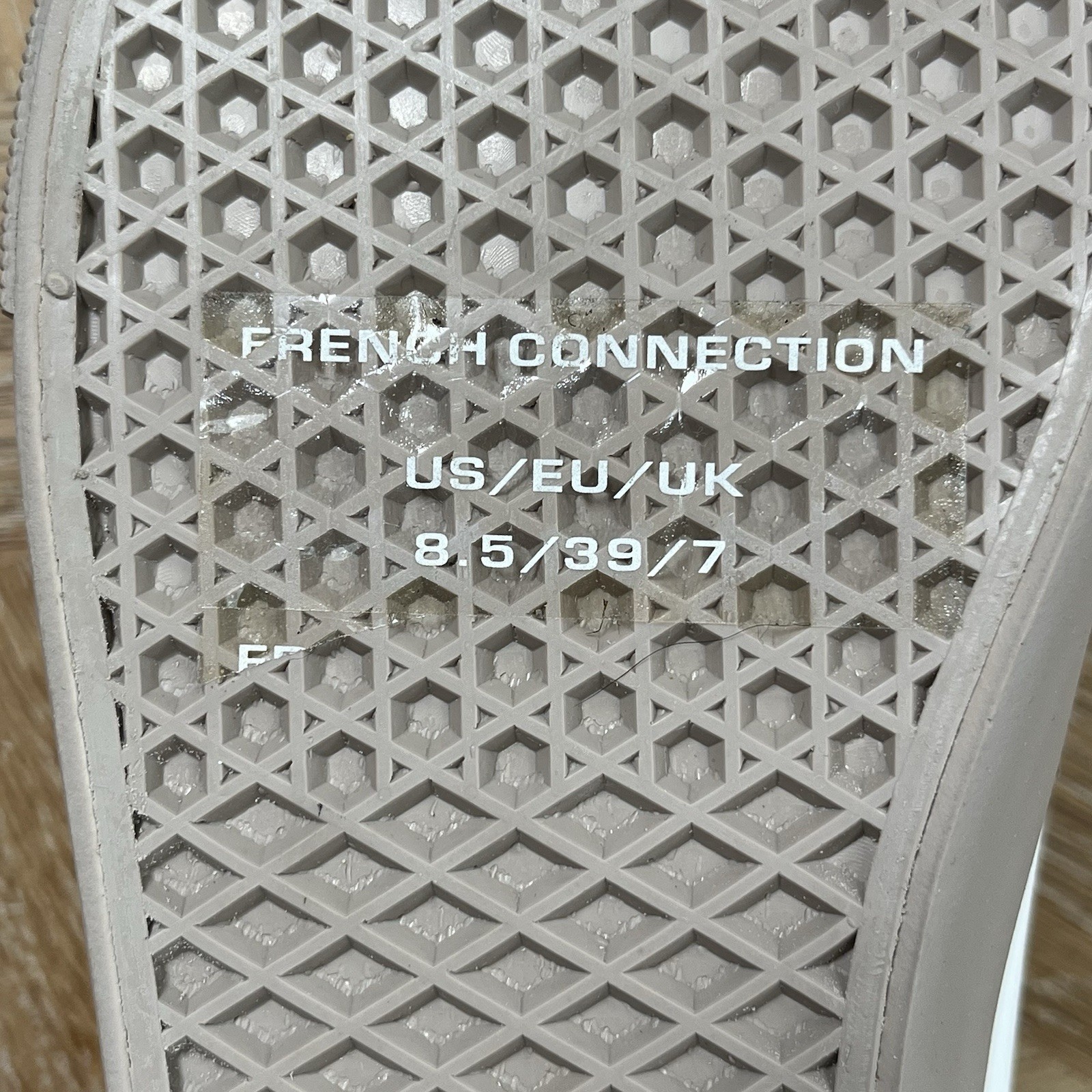French Connection Becka Womens Sneakers White/Cream Size 8.5 New Streetwear Shoe