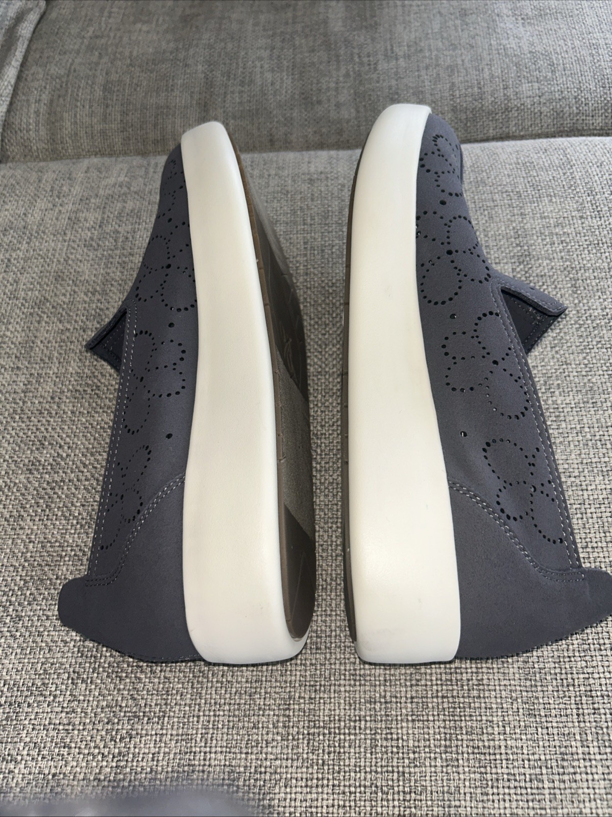 OTBT Coexist Grey Platform Sneakers Slip On Floral Perforations Women’s 8.5 M