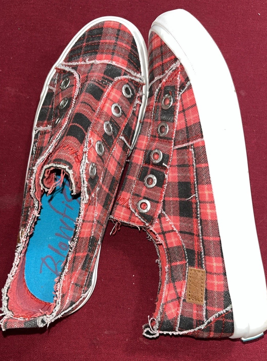 Blowfish Malibu Red Black Plaid Sneakers Slip On Size 9, Grunge Punk 90s Womens