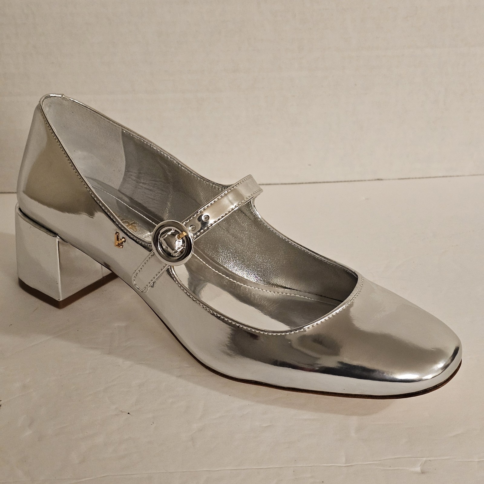 Larroude Blair Block Pump Mary Jane Women’s Mirror Silver Specchio Size 7