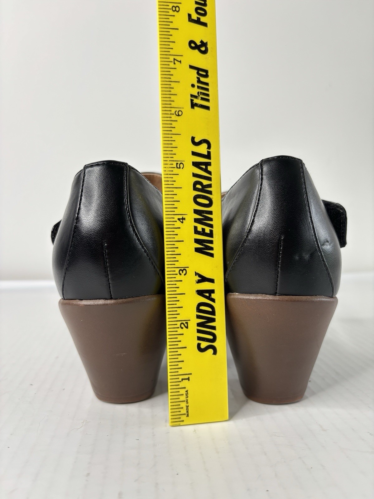 Easy Spirit Clarice Mary Jane Pump Hook Loop Ankle Strap Size 9.5 Black Leather