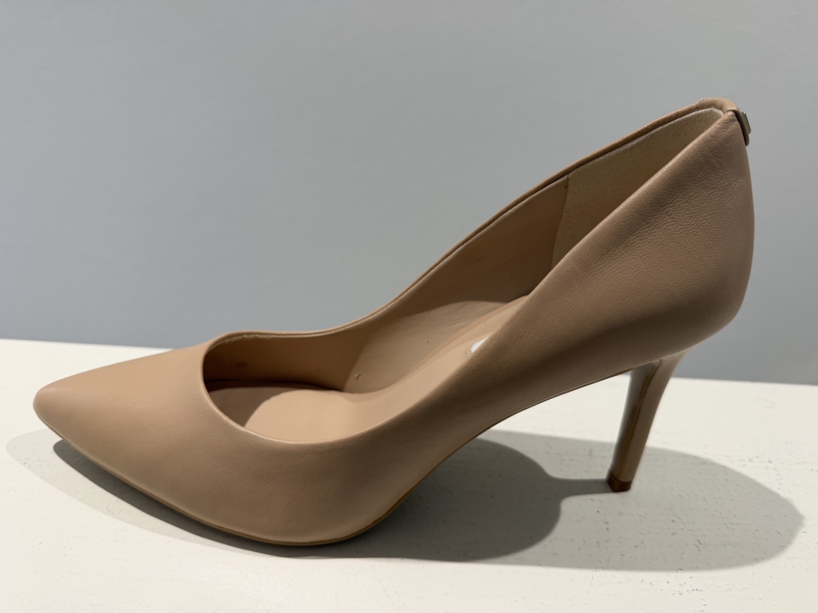KARL LAGERFELD PARIS Royale Leather Stiletto Pumps – Nude – Size US 7.5 / EU 38