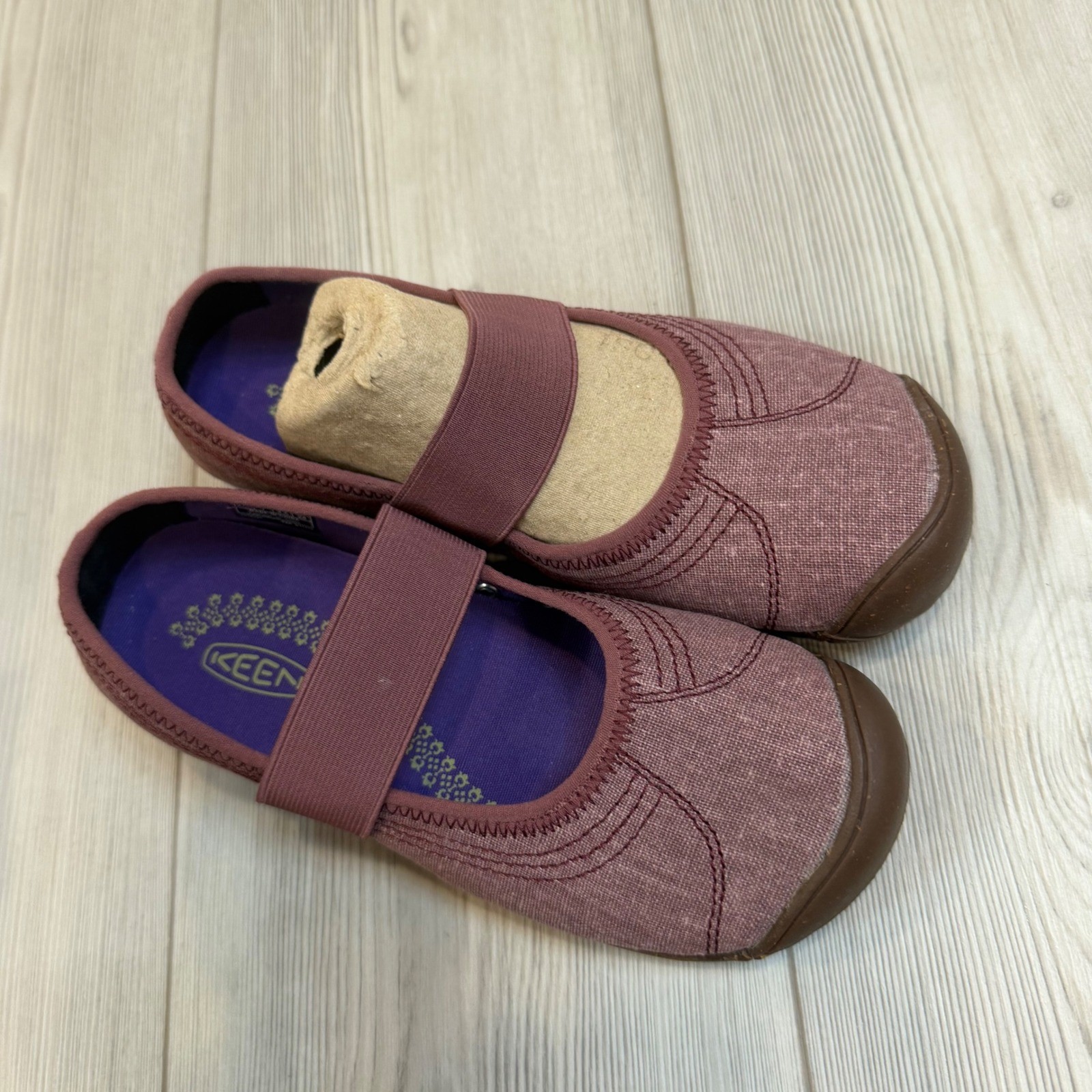 Keen Sienna MJ Canvas Mary Jane Flats Tawny Port Burgundy Womens 7 1010220 NEW