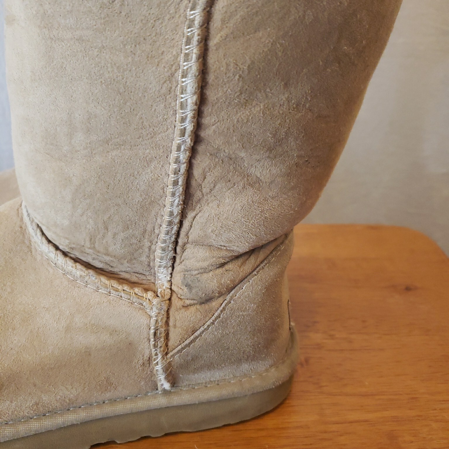 Ugg Boots 7 Left 8 Right Women Light Tan Mismatched Size