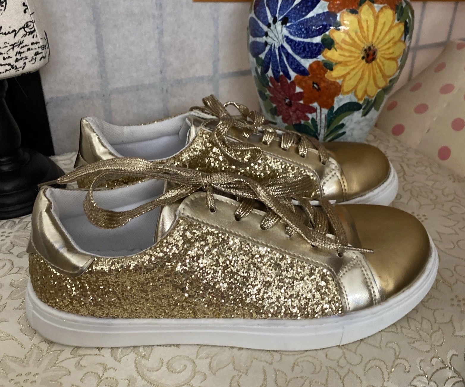 Gold Glitter & Metallic Sneakers Women (Marked 42-More Like a 39/40( US 9M) READ