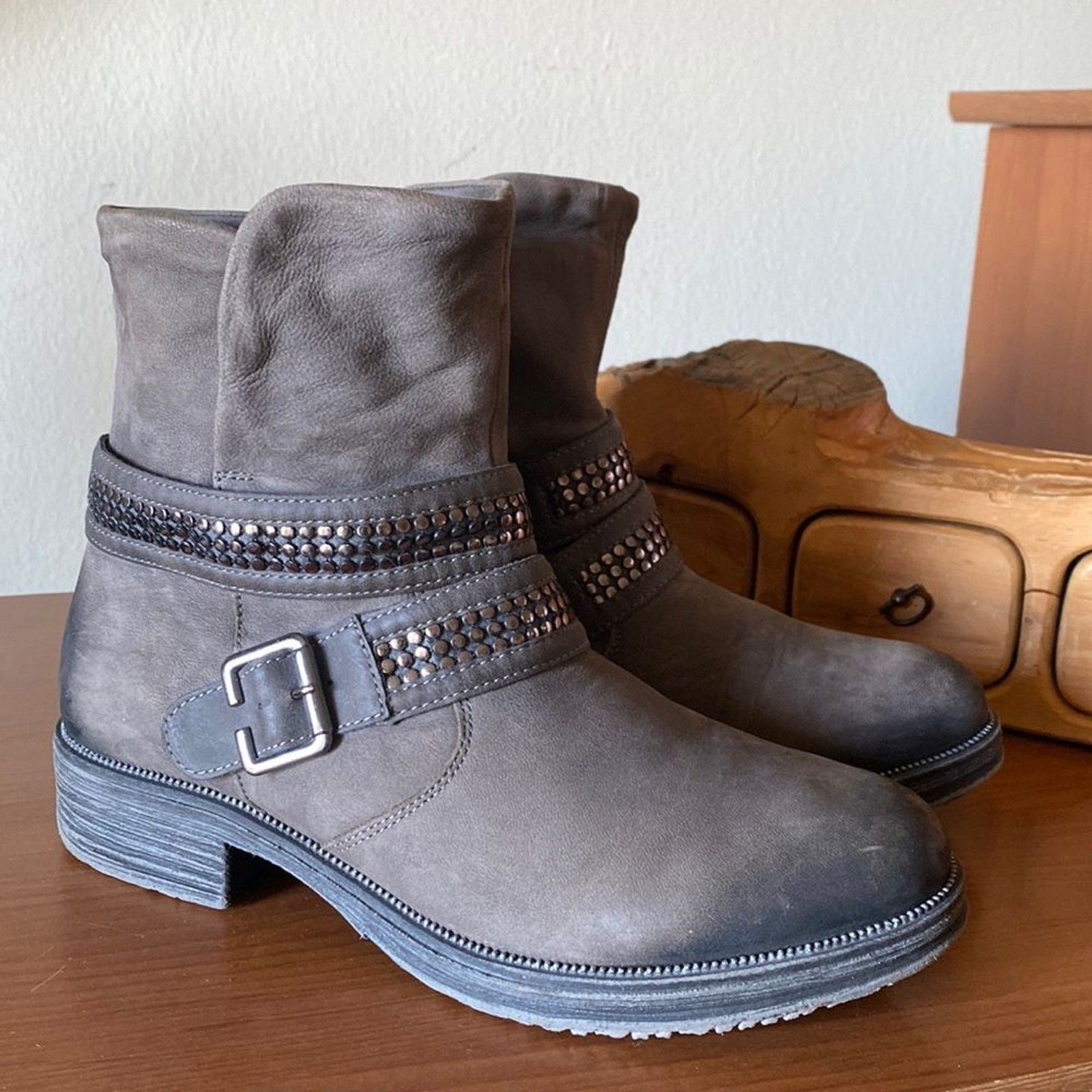 Remonte Women’s Nalani Boot 8.5 Brown incredible quality hard to find
