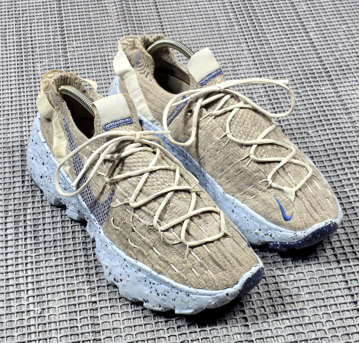 Nike Space Hippie 04 Womens 11.5 Beige Multicolor Athletic Sneakers Shoe CD3476