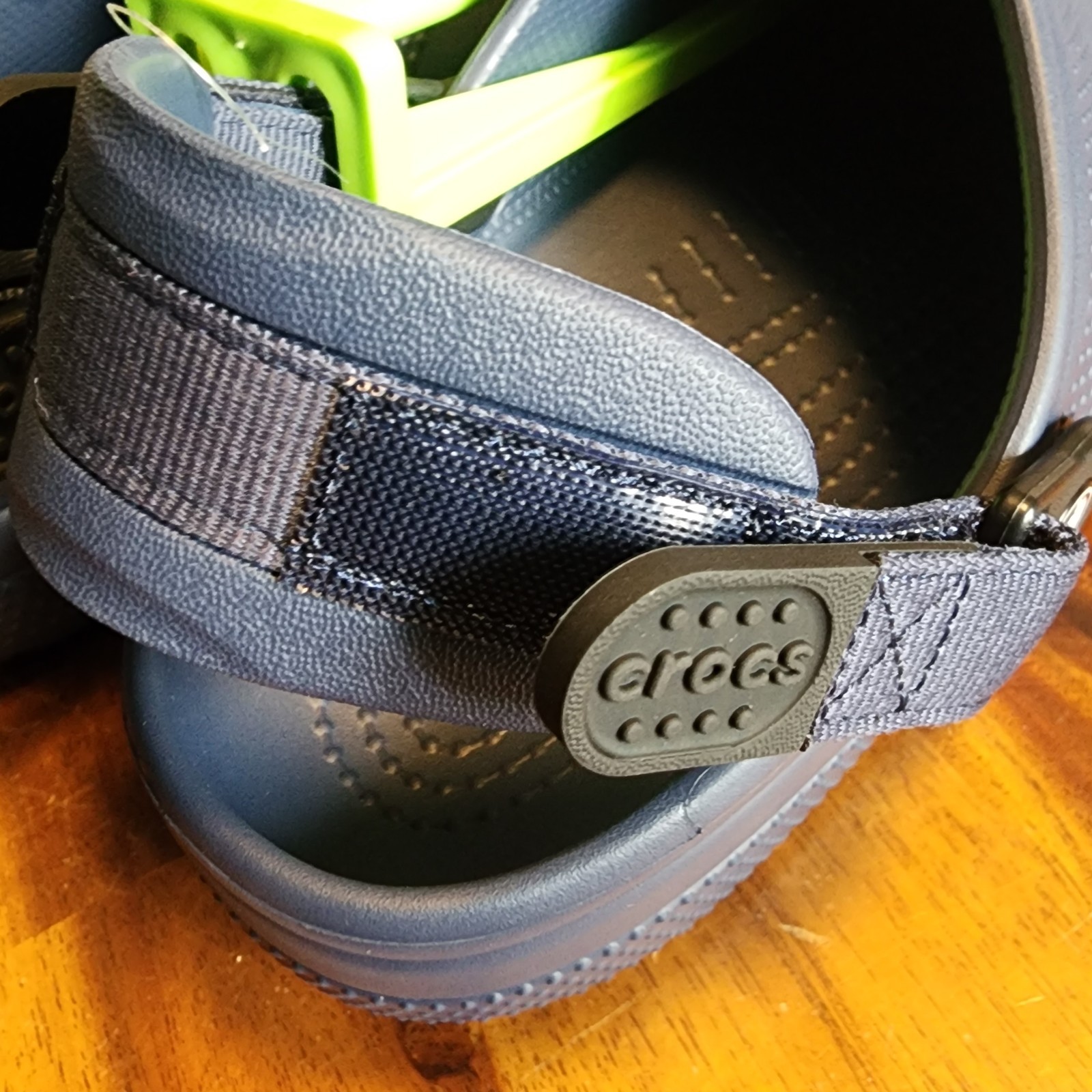 Crocs Classic Work Clogs Slip Resistant With Hole-Free in NAVY Blue W11/M9 – NEW