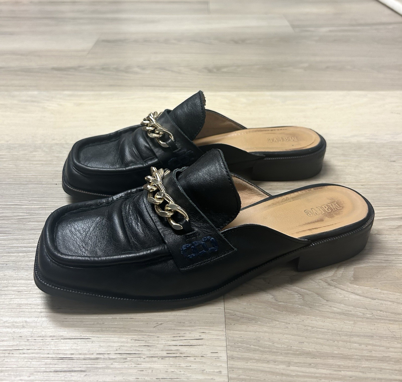 Anthropologie Maeve Shoes Loafers Black Leather Flats Gold Chain Women 37 US 6.5