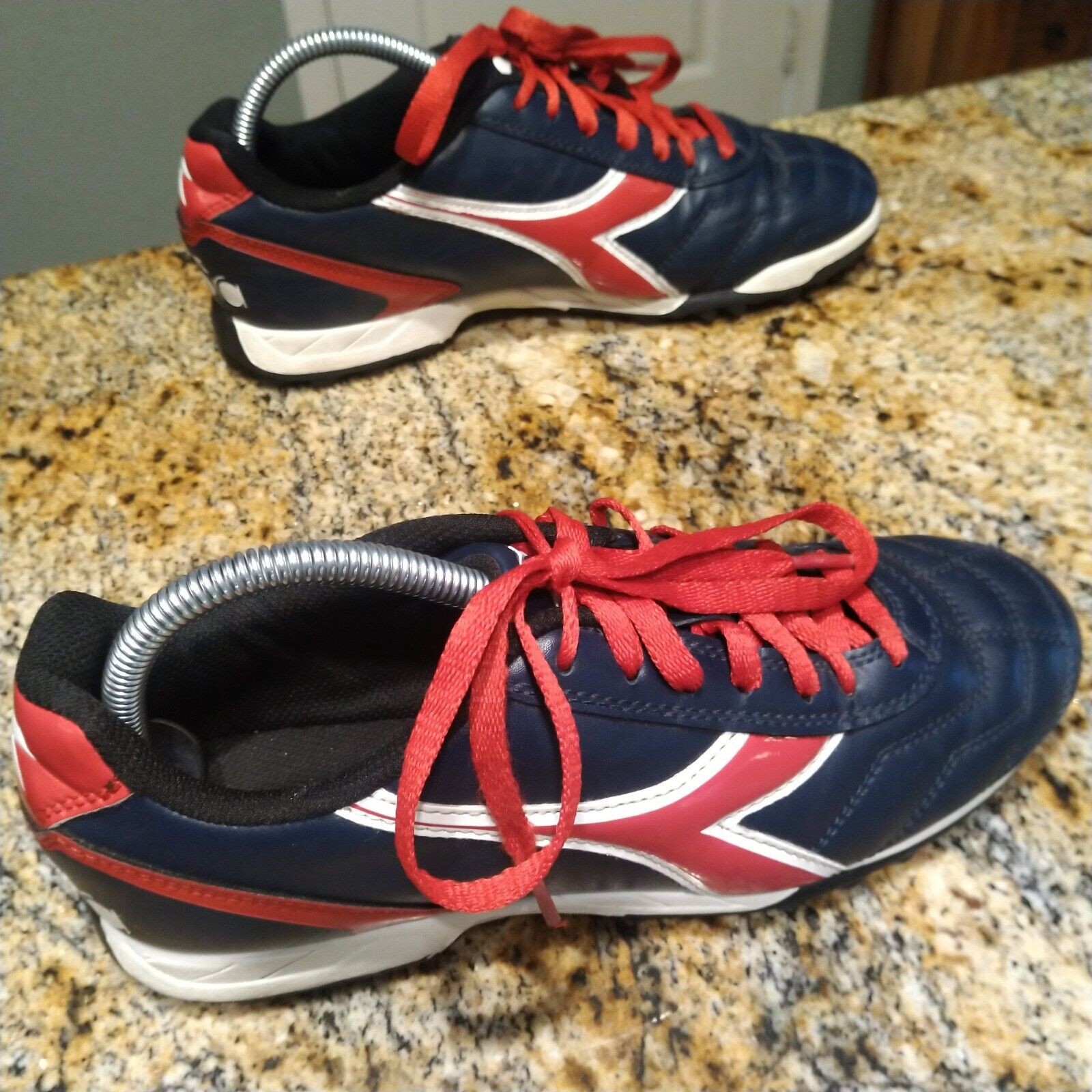 Diadora Capitano ID Indoor Soccer Shoes Navy Blue/Red Women’s Size 9 PO0508