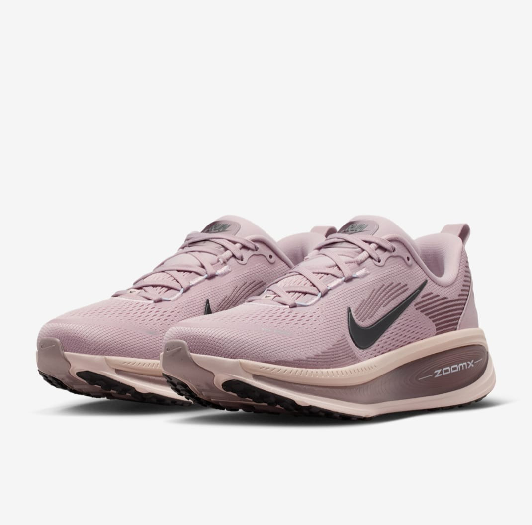 NIKE Women’s Vomero 18 HM6804-607 Particle Rose Silt Red Tattoo Off Noir