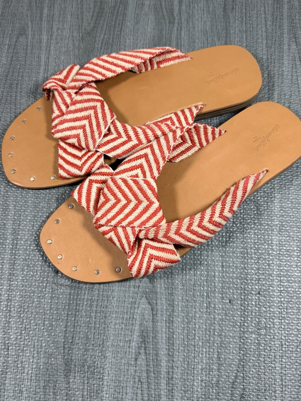 Red and White Chevron Patterned Slip-On Sandals with Studded Toe Detail