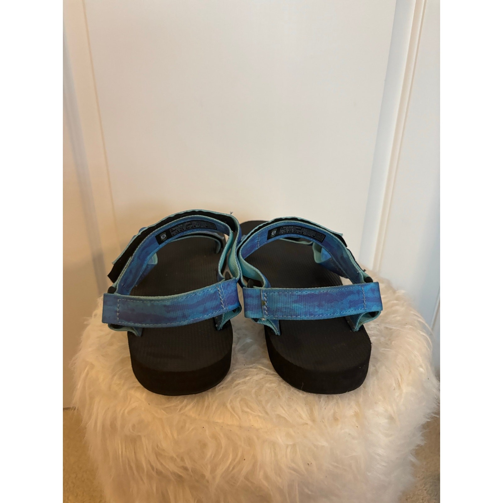 Teva Original Universal Tie-Dye Sandals in the Sorbet Blue size women’s 10