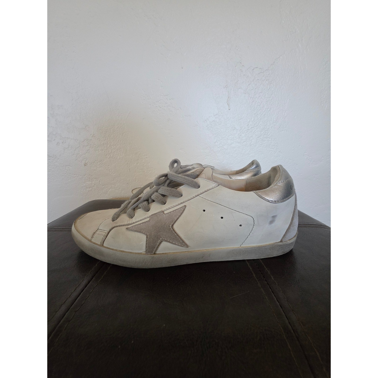 Golden Goose Grey/Metal White Leather Distressed Sneakers sz EU 37, US 5.5 READ